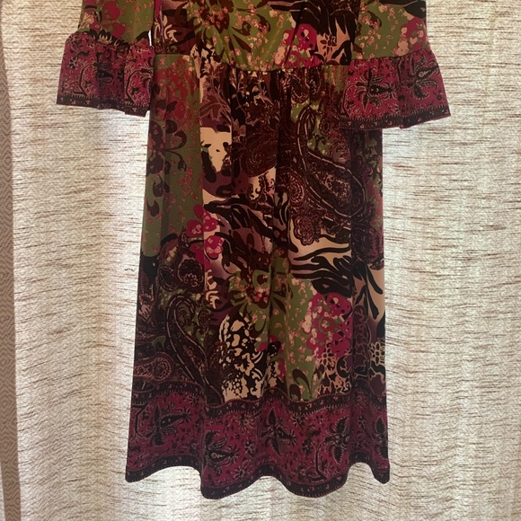 Eci Dress - Picture 4 of 4